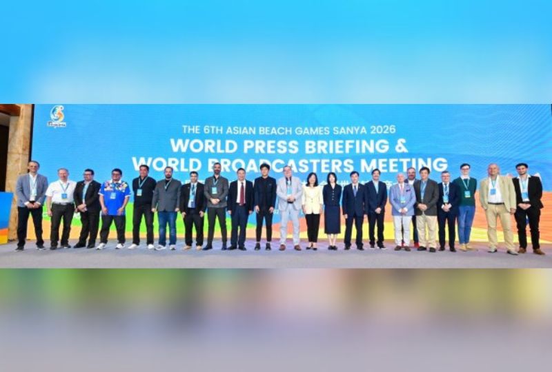 Media meet for beach games